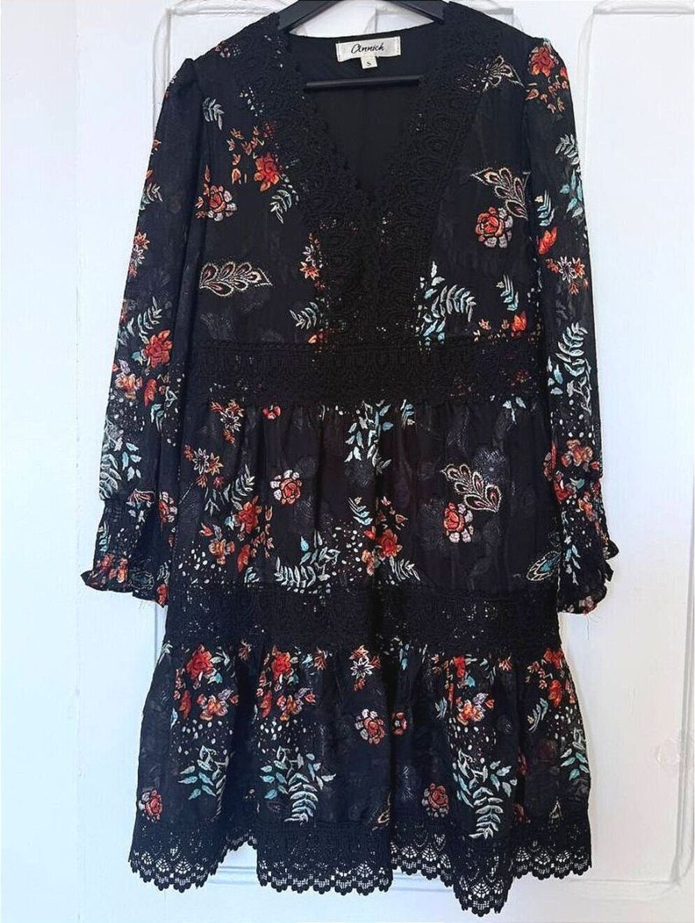 Boho Floral Lace Mini Dress in Black, Size S